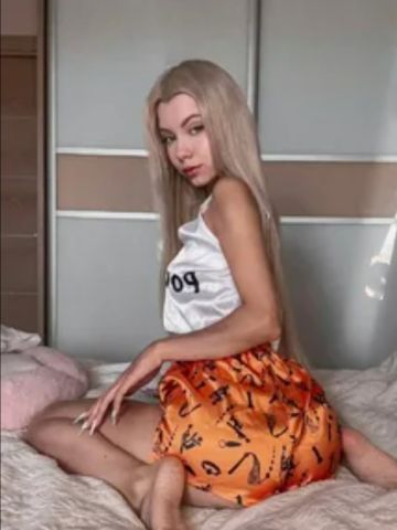 София Роскошная Блондинка